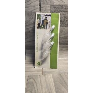 3 Fox Run white plastic bottle pourers
